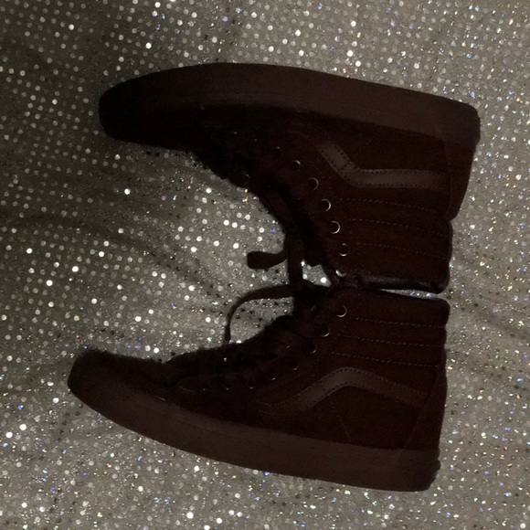 Vans - Picture 2 of 3